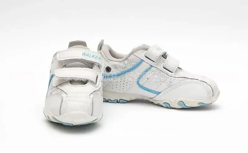 潮流引领：2025新款运动鞋，男女同款，经典款式持续热销