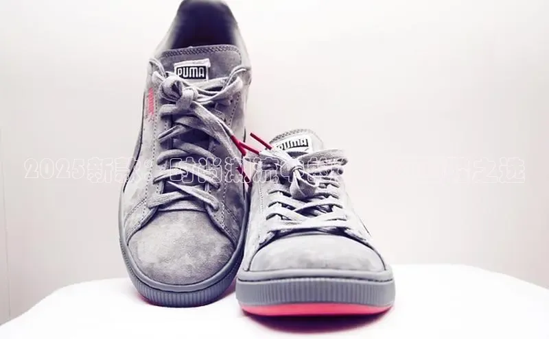 2025新款：时尚潮流中的女性运动鞋之选